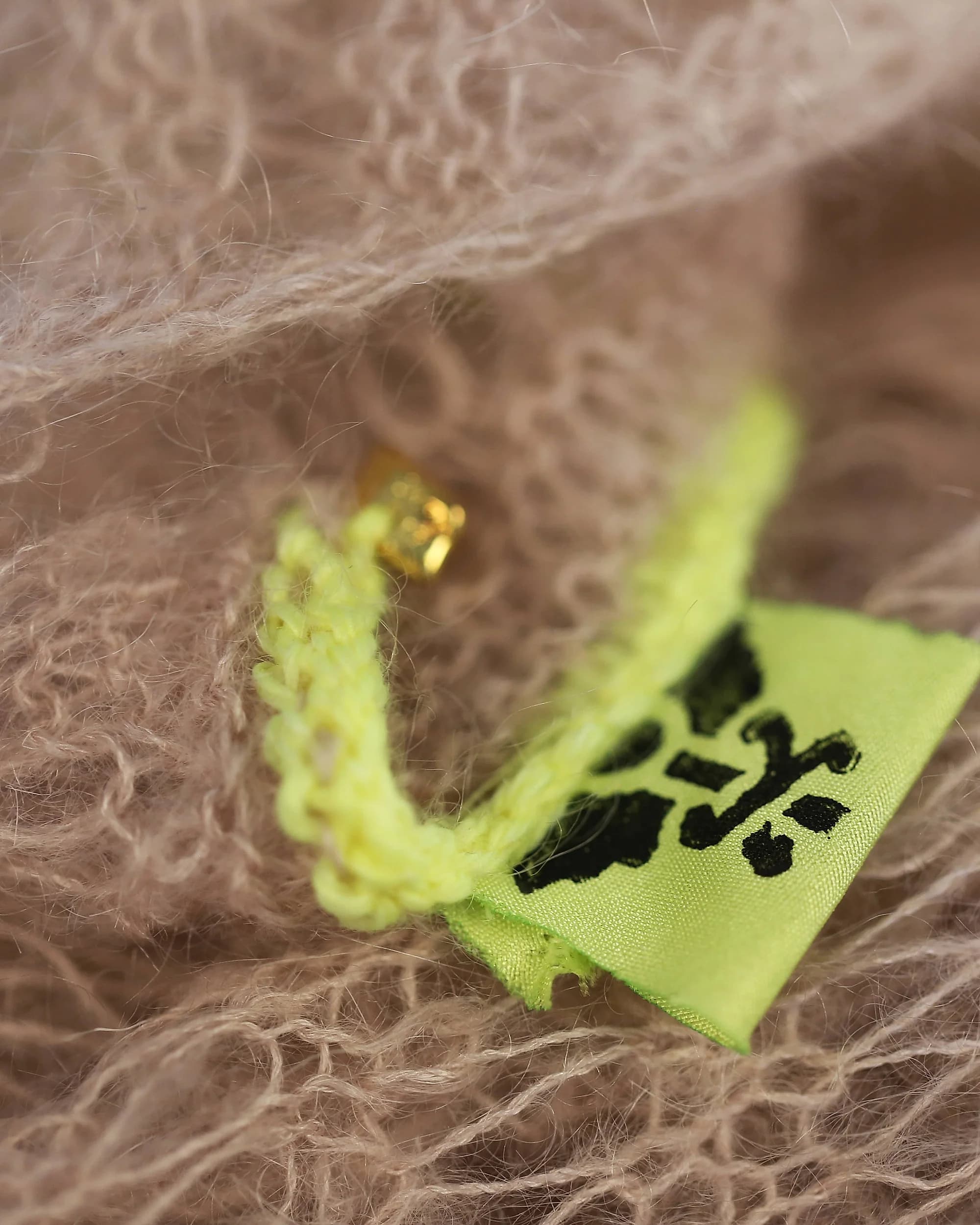 SOME DOSE Knitwear 10 — macro study, SOME DOSE